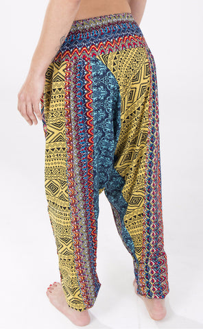 Creative and Unique Harem and Yoga Pants by Free Flying Fish. Unique Clothing, Ecofashion, Sustainable Fashion, Free Flying Fish, Yoga Clothes, Women Clothes, Splitters