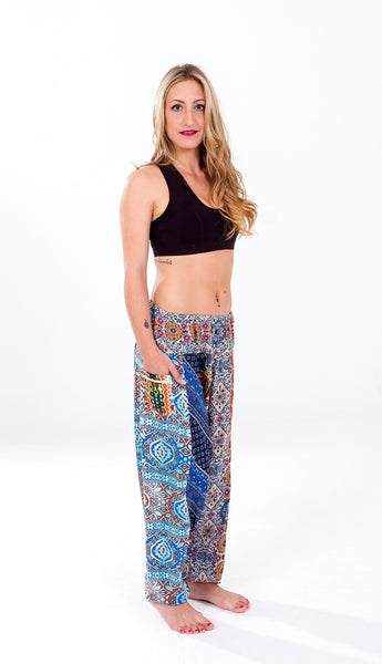 Creative and Unique Harem and Yoga Pants by Free Flying Fish. Unique Clothing, Ecofashion, Sustainable Fashion, Free Flying Fish, Yoga Clothes, Women Clothes, Splitters